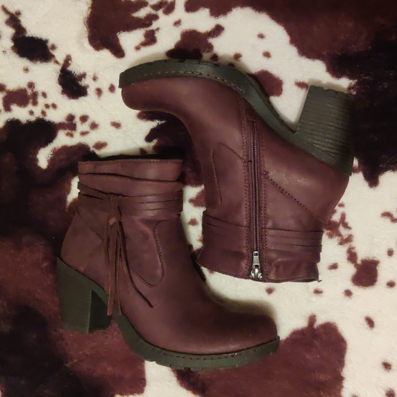 boc Slouch Booties - Picture 3 of 10